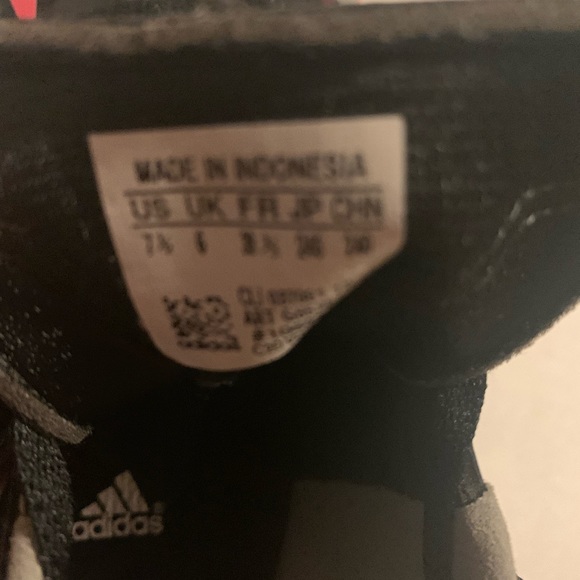 Black/pink womens cleats pre owned in good condition - Picture 4 of 9